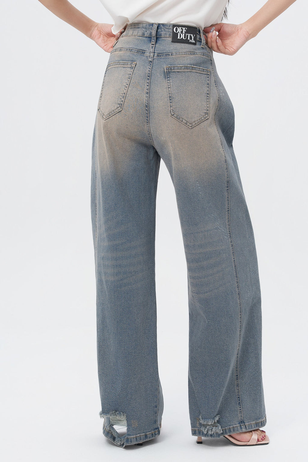 Pleat Panel Wide Leg Jeans
